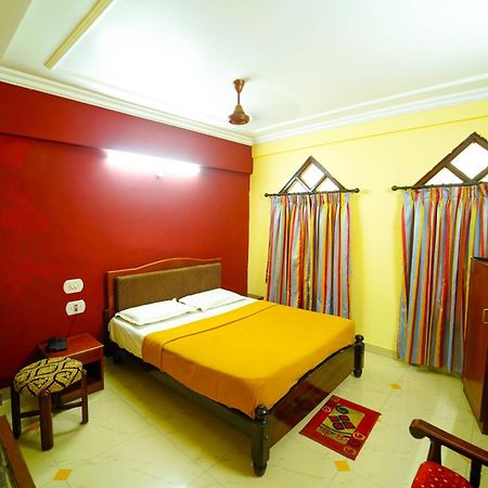 Отель Amogha Residency Майсур Экстерьер фото